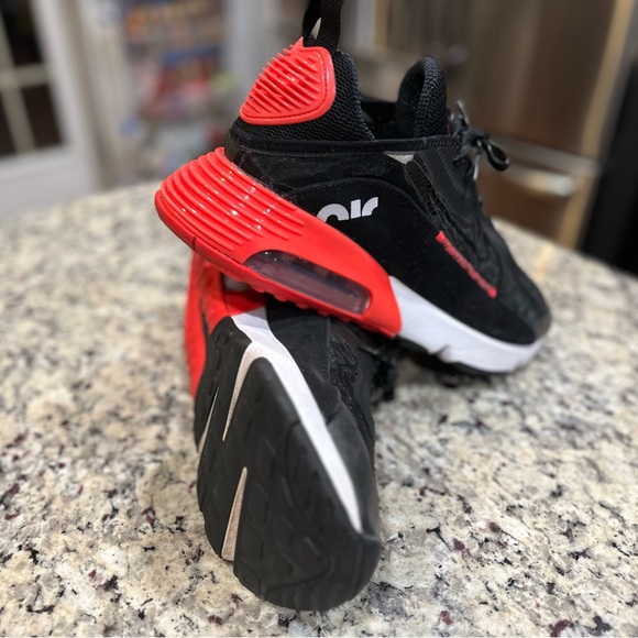 Nike Men's Air Max 2090 SP, "Infrared Duck Camo", size 11 - Picture 2 of 15